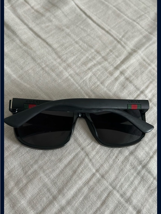 Gucci Black Oversized Square Sunglasses - Picture 5 of 10